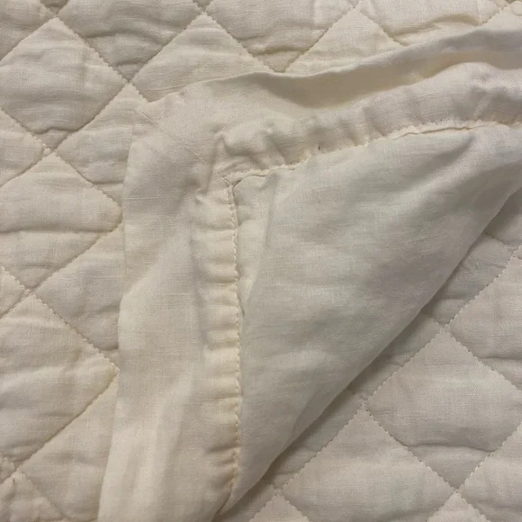 Pottery Barn Belgian Flax Linen Diamond Quilted Euro Shams - Classic Ivory - Picture 13 of 14